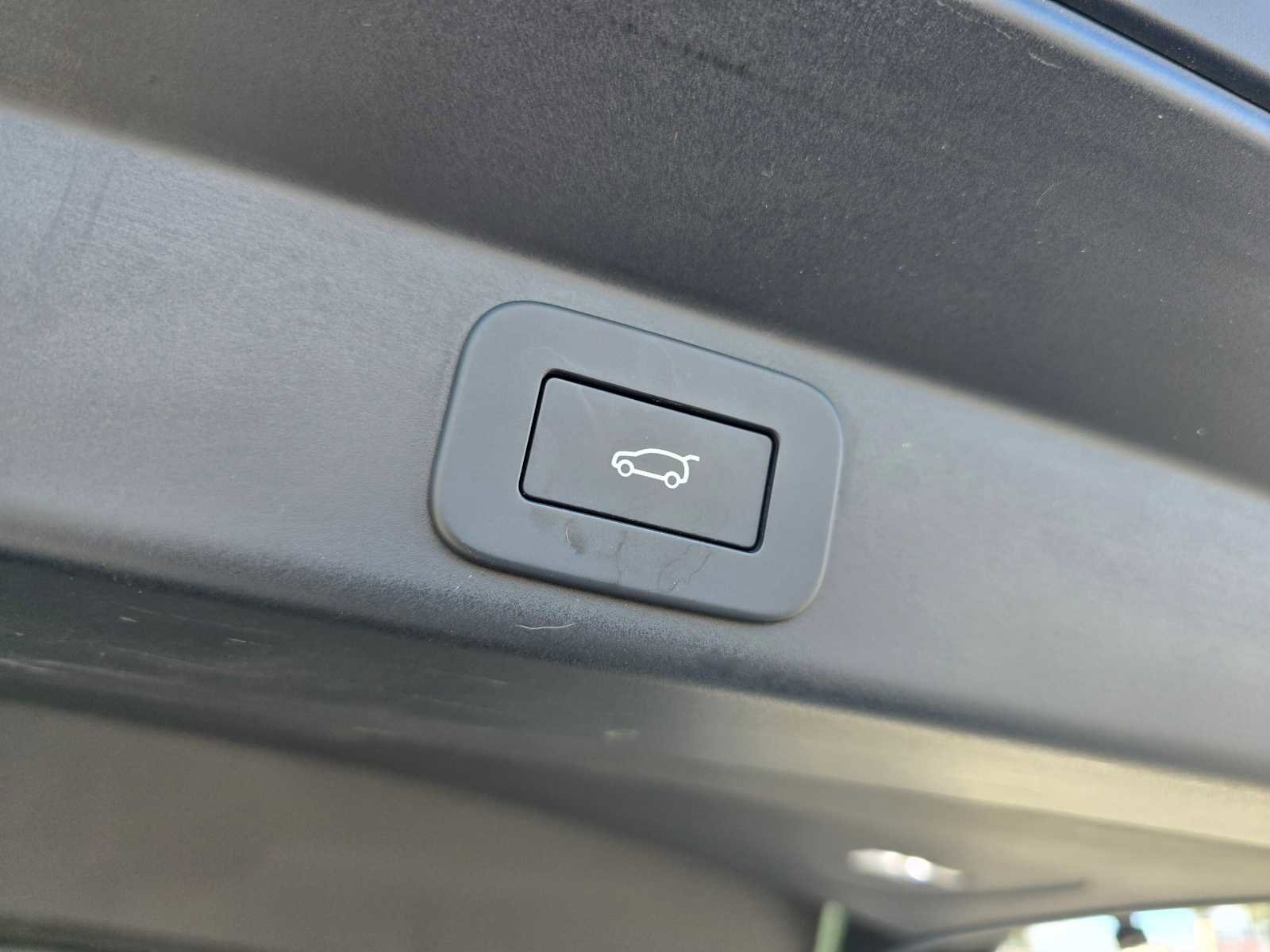 Used 2023 Land Rover Range Rover Sport SE Dynamic image 18