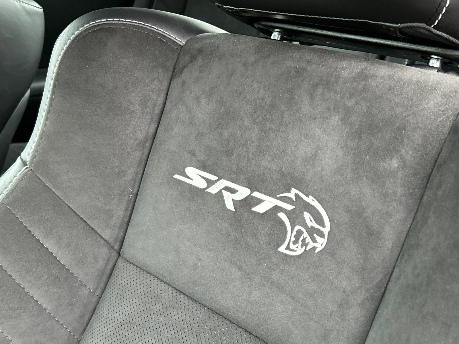 Used 2023 Dodge Challenger SRT Hellcat w/ Driver Convenience Group image 11