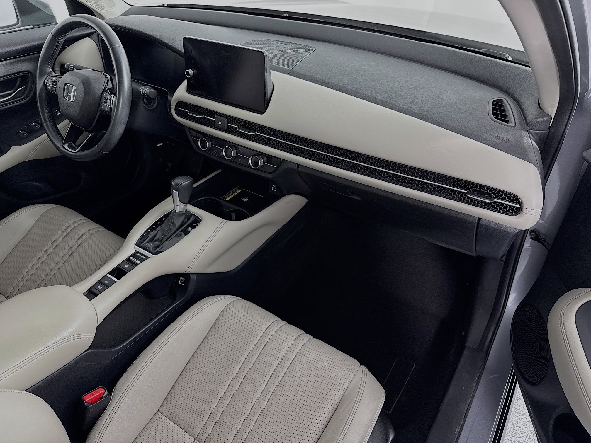 Certified 2023 Honda HR-V EX-L image 28