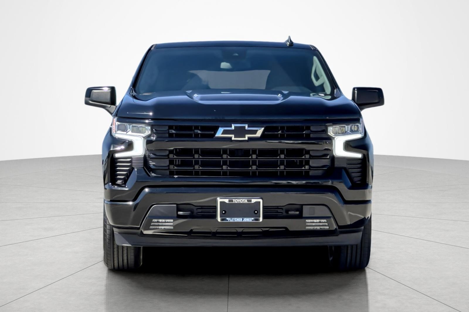 Used 2023 Chevrolet Silverado 1500 RST w/ Convenience Package II AWD/4WD image 8