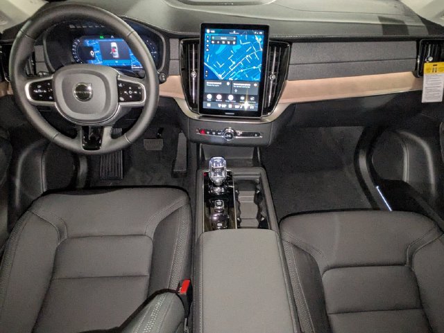 New 2026 Volvo XC90 T8 Plus w/ Protection Package AWD/4WD image 27