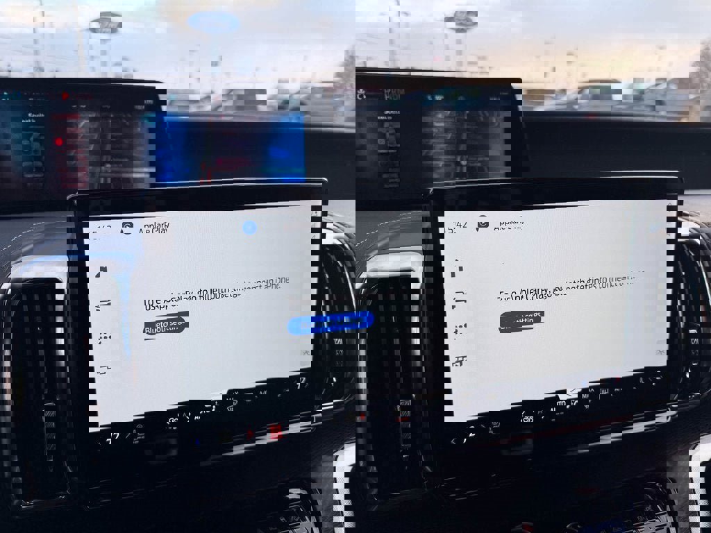 New 2026 Ford Expedition Platinum w/ Stealth Appearance Package image 25