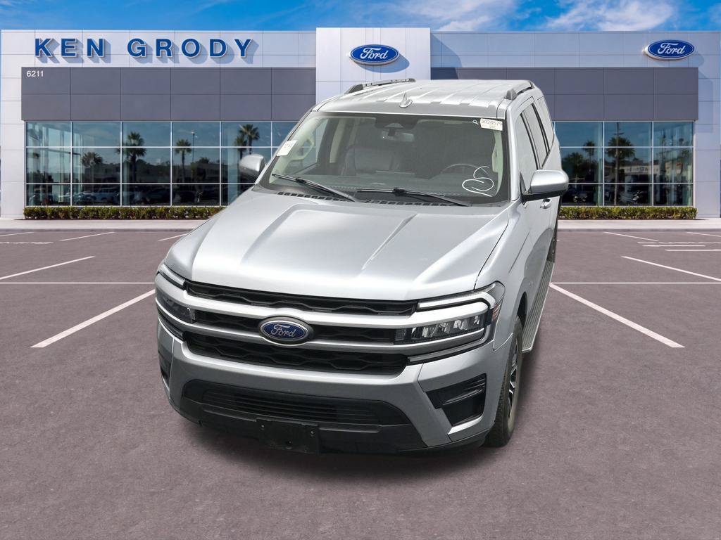 Used 2023 Ford Expedition XLT RWD image 10