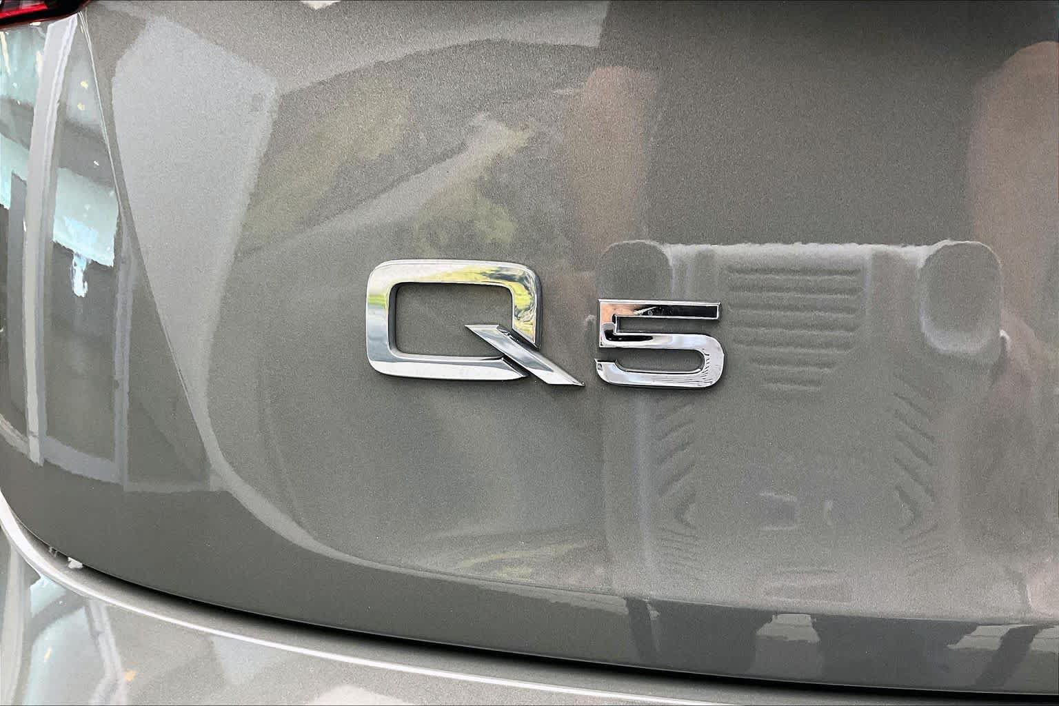 Used 2023 Audi Q5 2.0T Premium Plus w/ Premium Plus Package AWD/4WD image 33