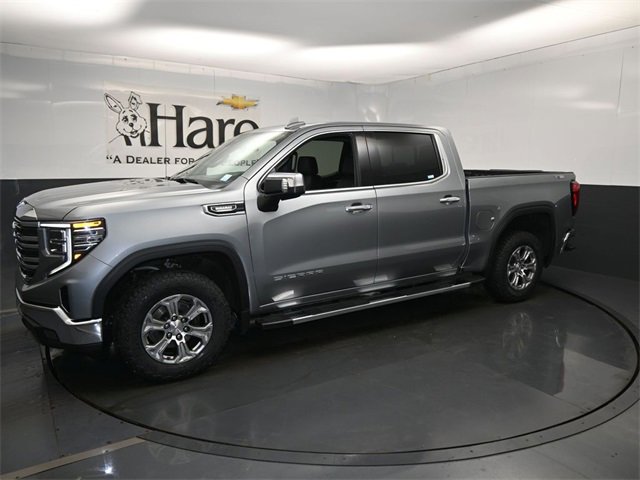 Used 2023 GMC Sierra 1500 SLT w/ SLT Convenience Package image 32