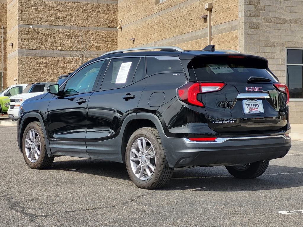 Used 2022 GMC Terrain SLT image 5