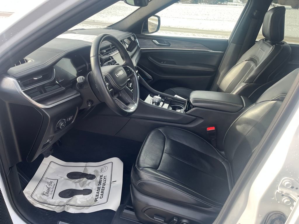 Used 2022 Jeep Grand Cherokee L Overland image 9