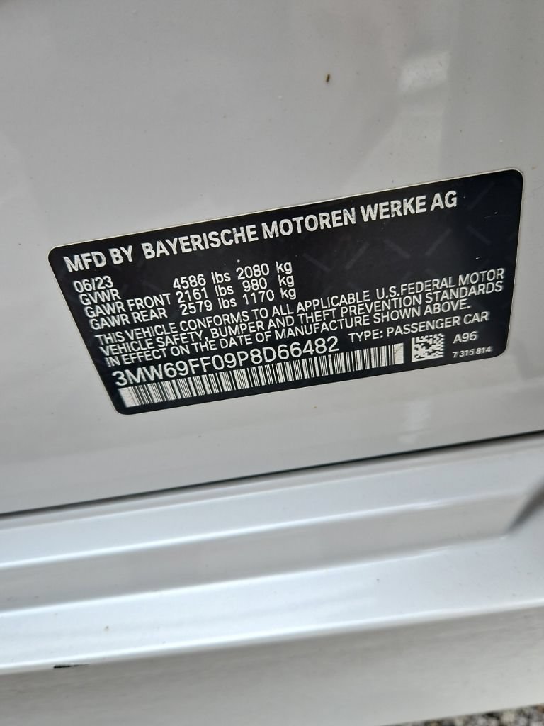 Used 2023 BMW 330i Sedan w/ Driving Assistance Package RWD image 25