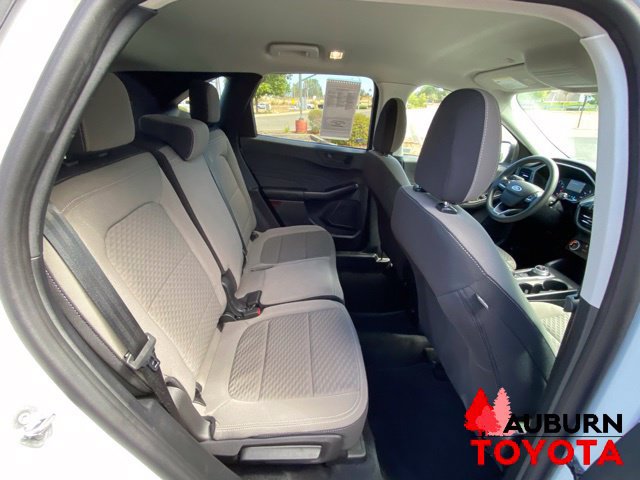 Used 2022 Ford Escape SE FWD image 9