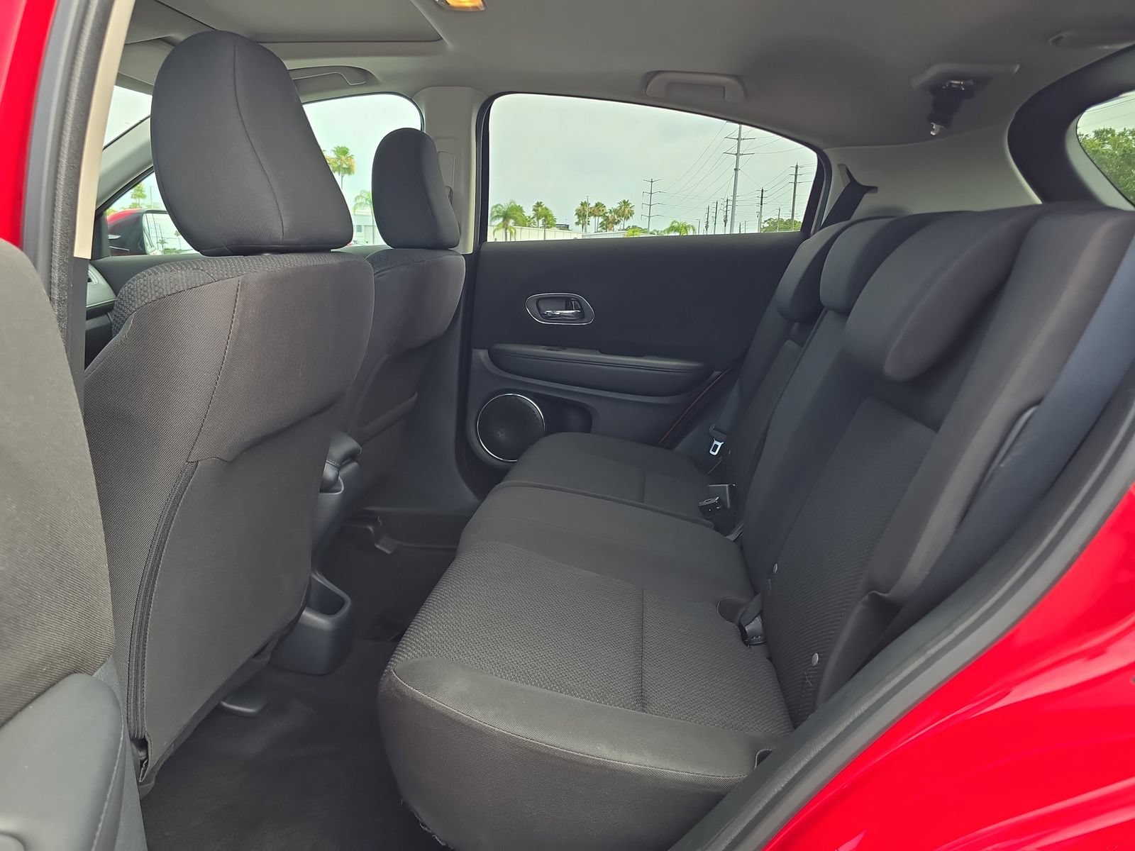 Used 2017 Honda HR-V EX image 12