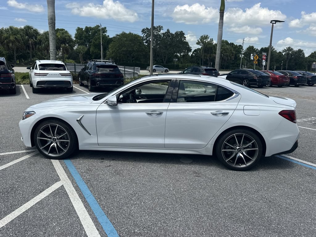 Used 2019 Genesis G70 2.0T Advanced w/ Dynamic Package RWD image 10