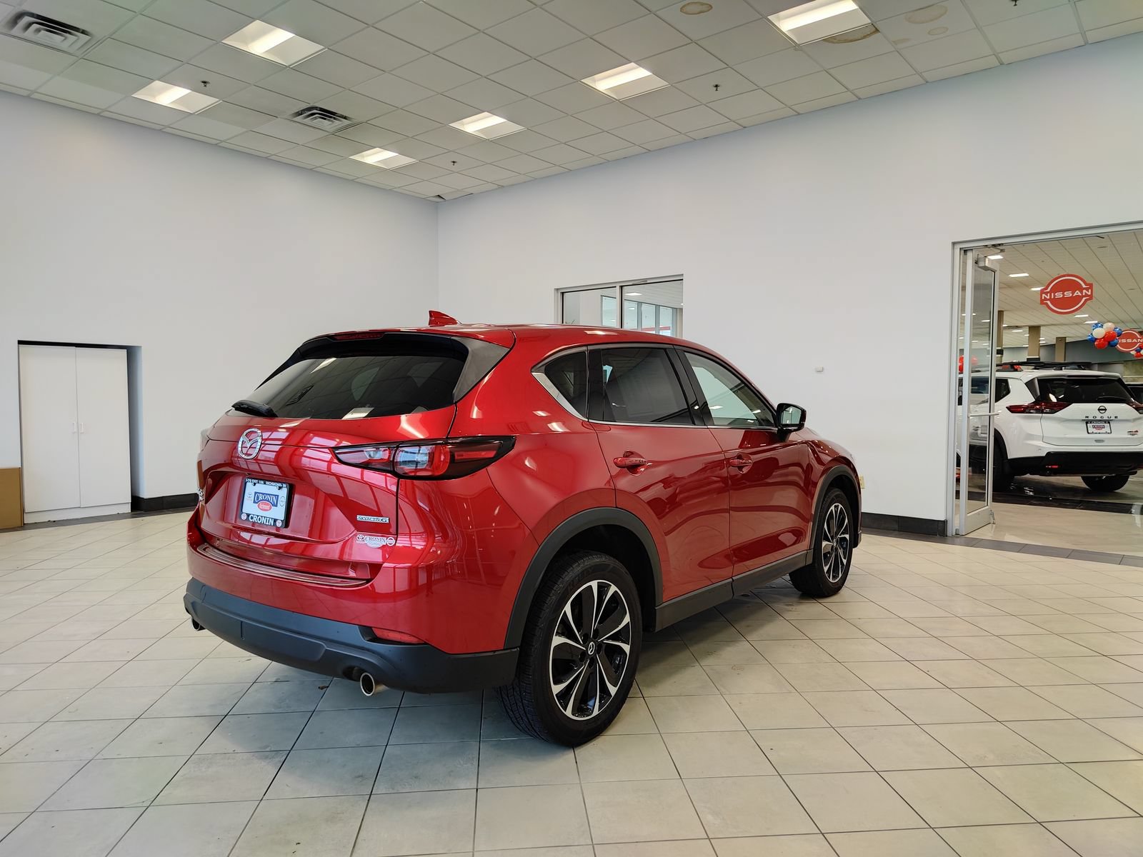 Used 2023 MAZDA CX-5 AWD 2.5 S w/ Premium Package image 3