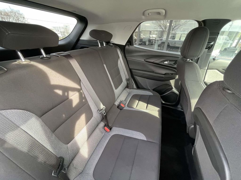 Used 2025 Chevrolet TrailBlazer LT image 18