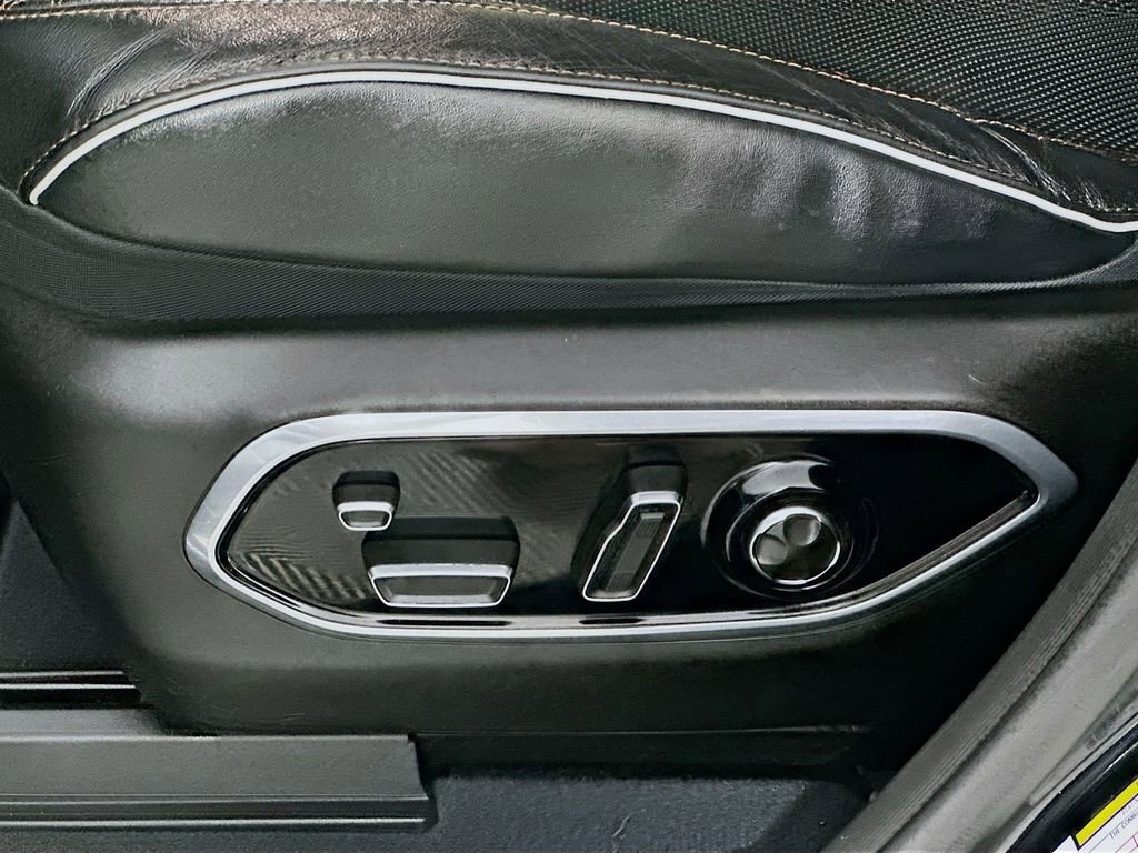 Used 2023 Jeep Grand Cherokee Summit image 22