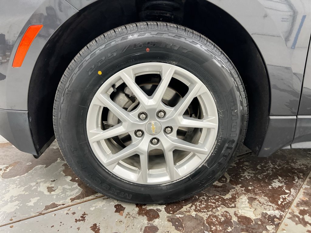 Used 2023 Chevrolet Equinox LT FWD image 26
