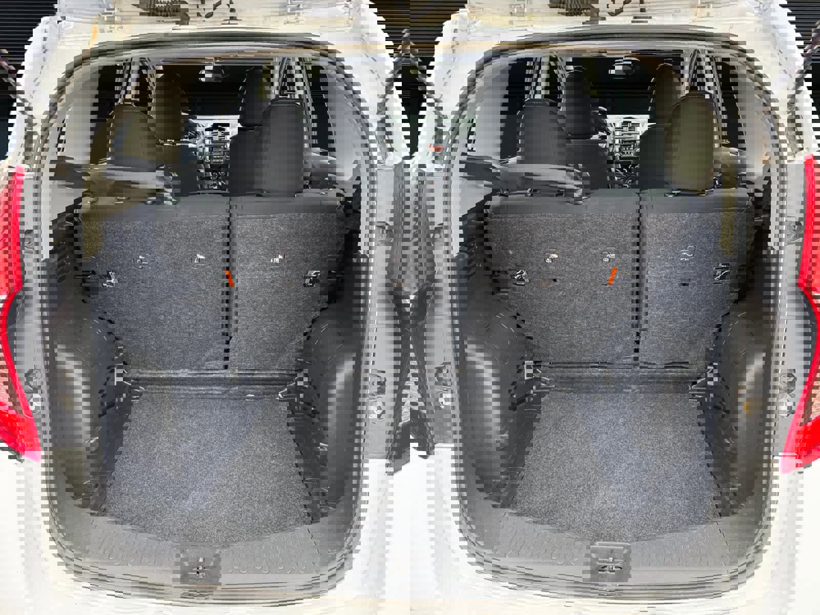 Used 2015 Nissan Versa Note SV image 10