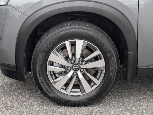 Used 2025 Nissan Pathfinder SL w/ Cargo Package FWD image 13