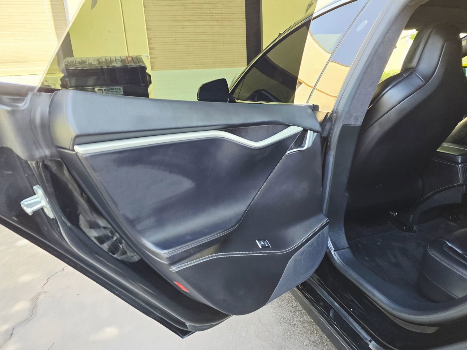 Used 2018 Tesla Model S 75D image 32