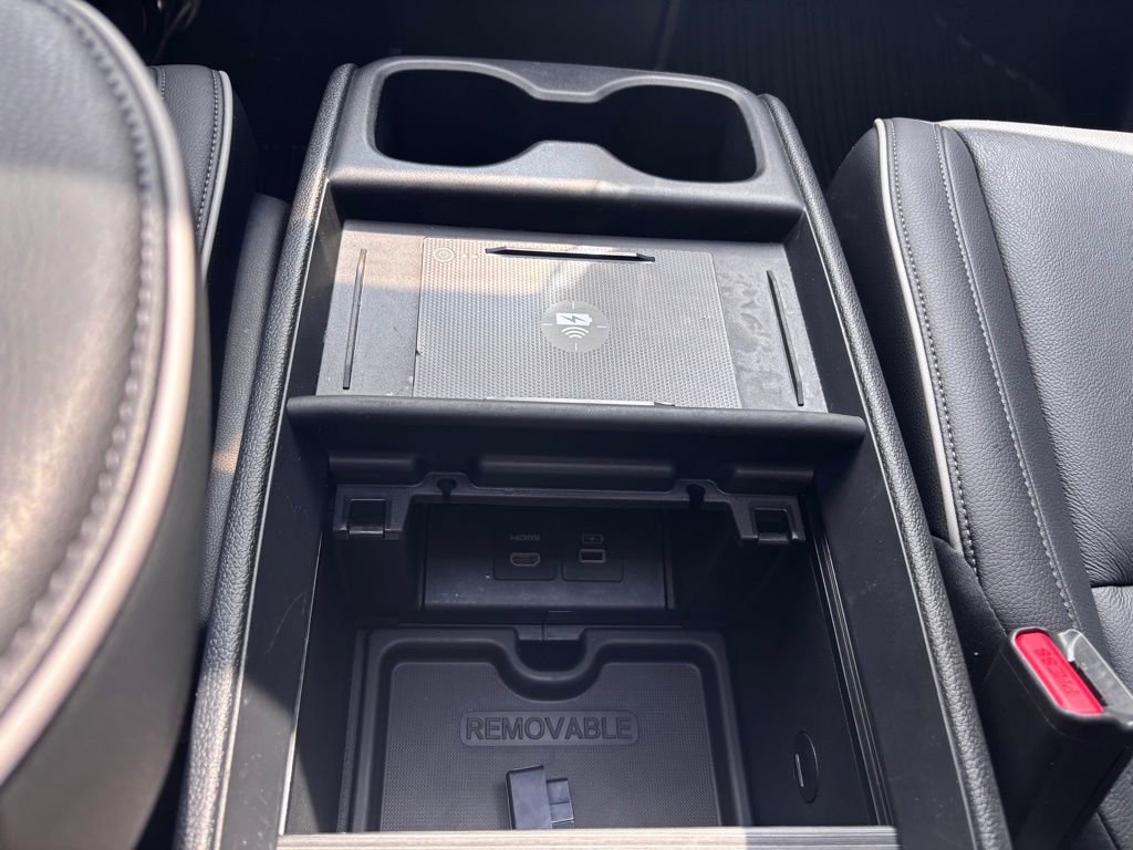 Used 2025 Honda Odyssey Touring image 29