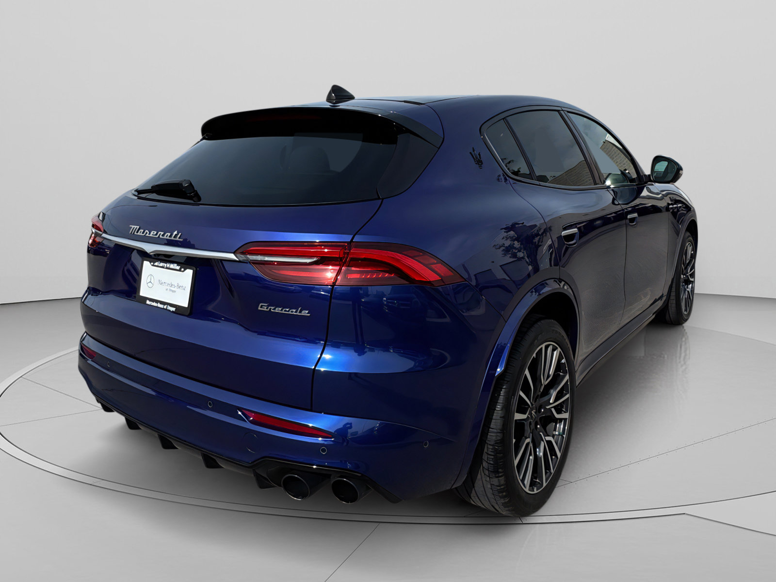 Used 2023 Maserati Grecale Modena AWD/4WD image 5