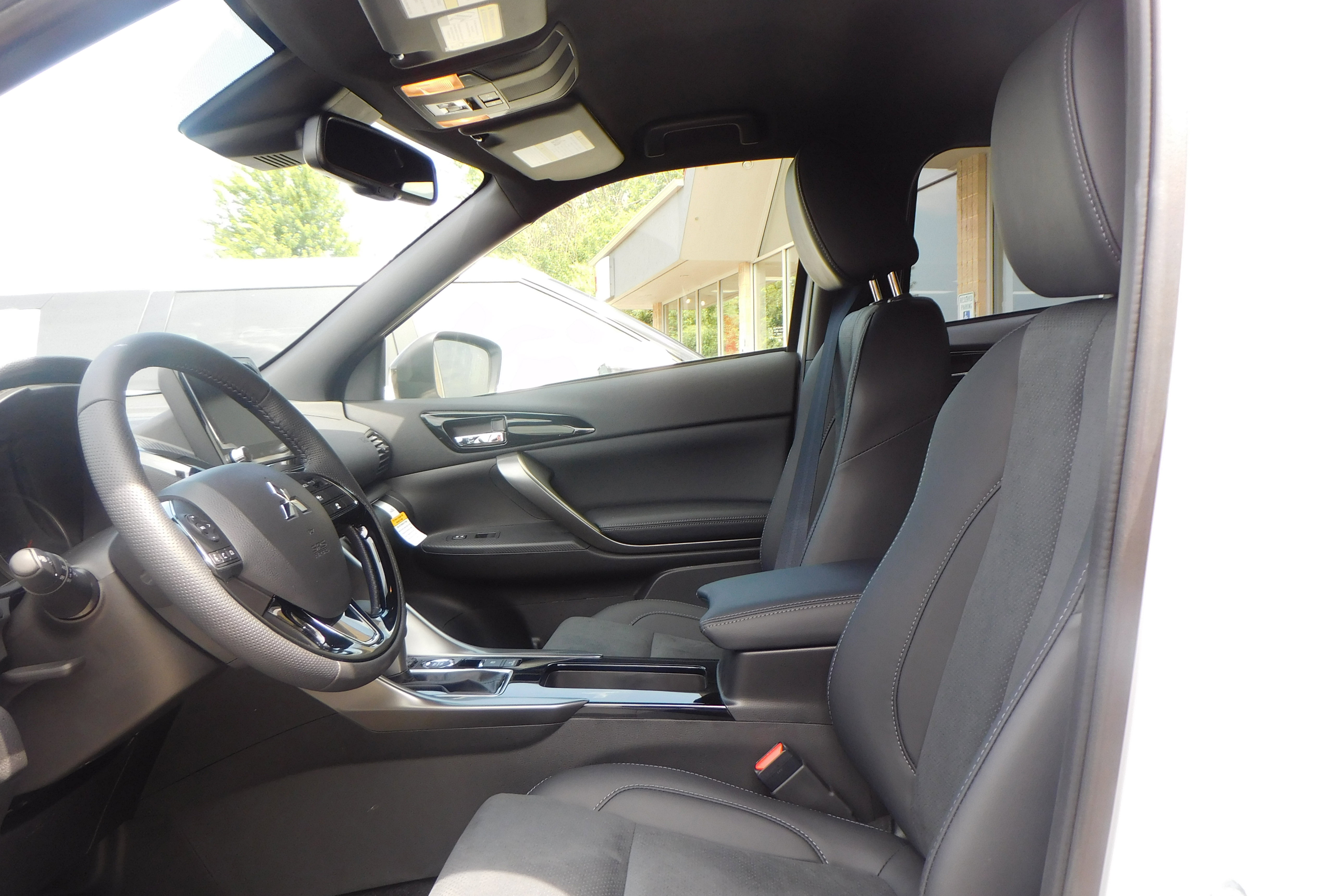 New 2025 Mitsubishi Eclipse Cross AWD image 9