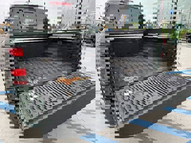 Certified 2023 Nissan Frontier PRO-4X w/ Pro Convenience Package image 9