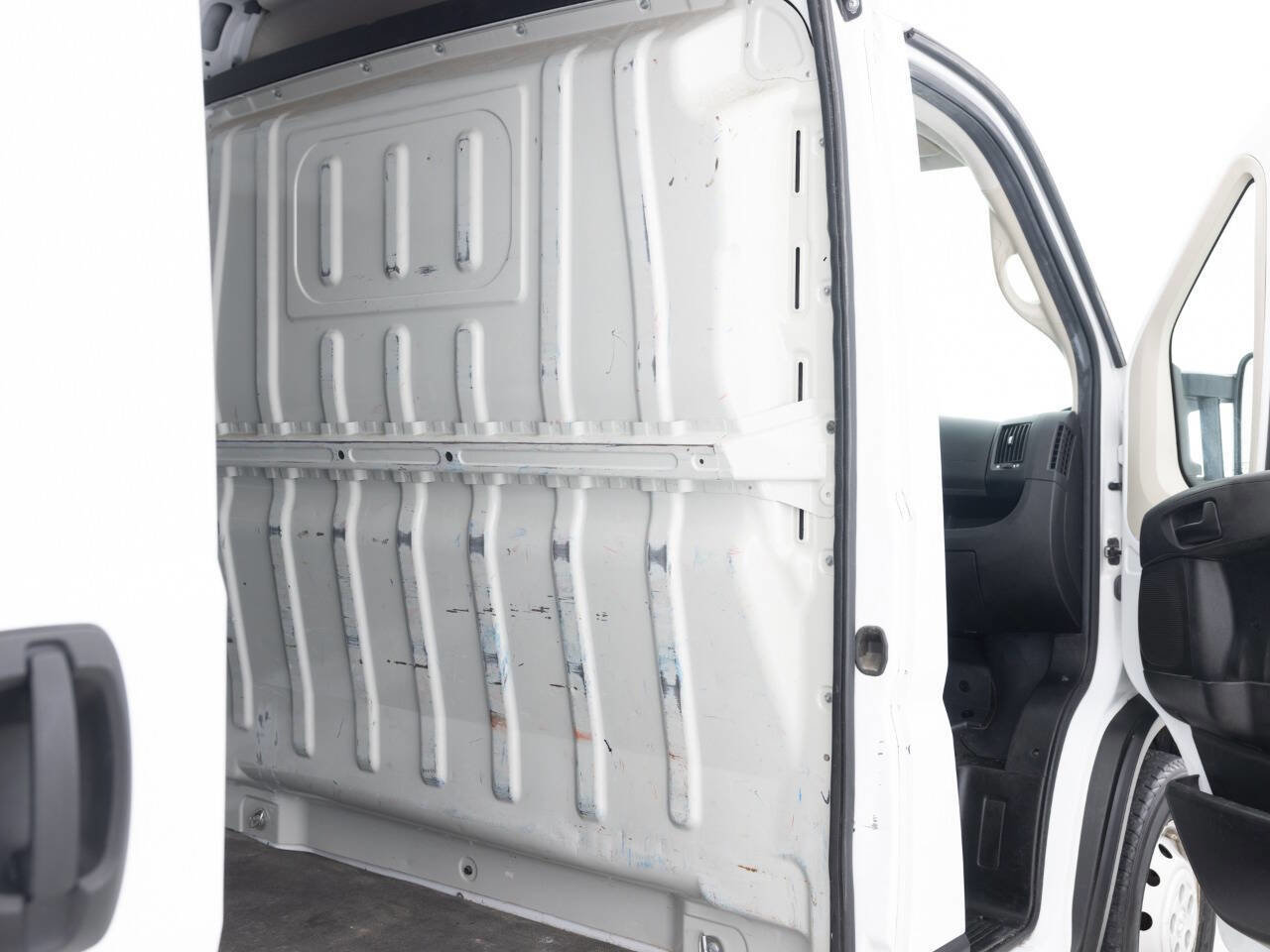 Used 2021 RAM ProMaster 2500 image 30