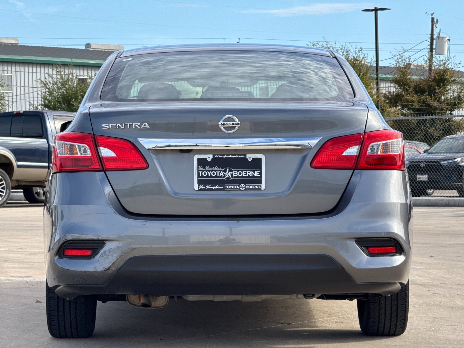 Used 2018 Nissan Sentra S FWD image 4