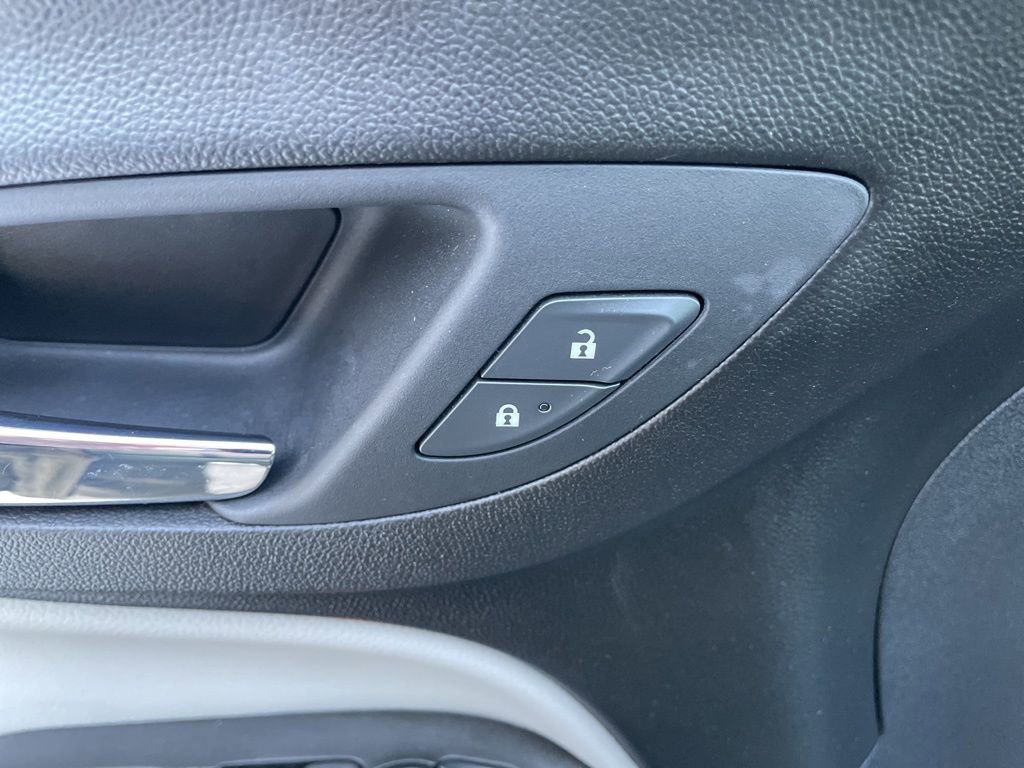 Used 2020 Chevrolet Equinox Premier w/ LPO, Floor Liner Package image 14