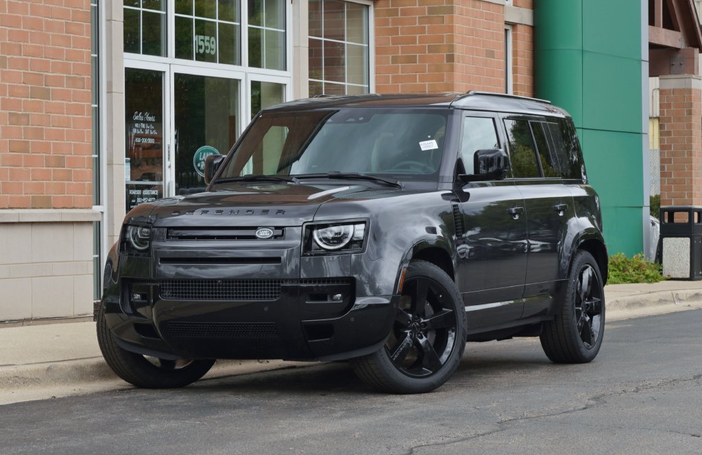 New 2026 Land Rover Defender 110 X-Dynamic SE