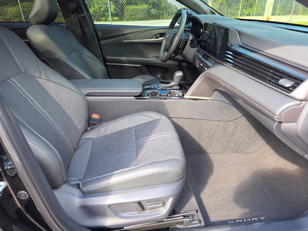 Certified 2025 Toyota Camry XSE w/ Premium Plus Package FWD image 14