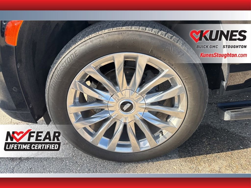 Used 2023 Cadillac Escalade Premium Luxury image 16