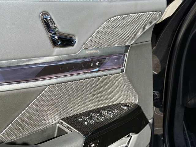 Used 2026 BMW 740i RWD image 17