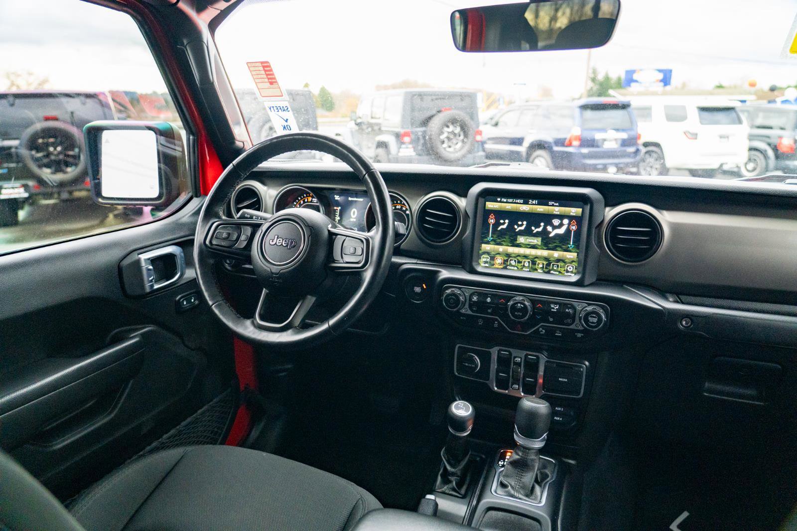 Used 2021 Jeep Gladiator Sport AWD/4WD image 24