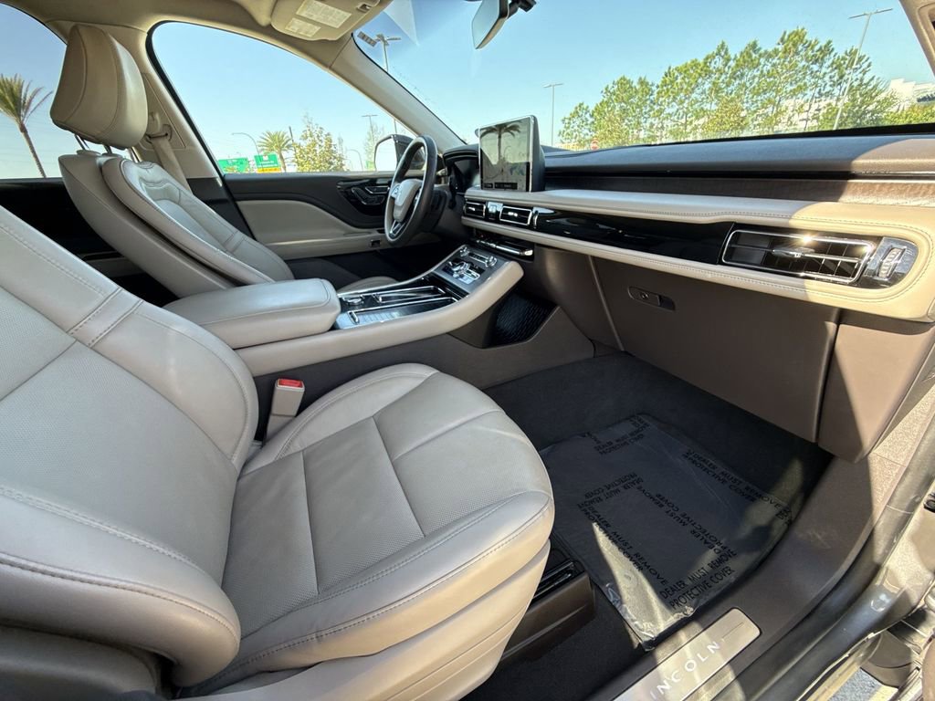 Used 2023 Lincoln Aviator Reserve w/ Elements Package Plus image 15