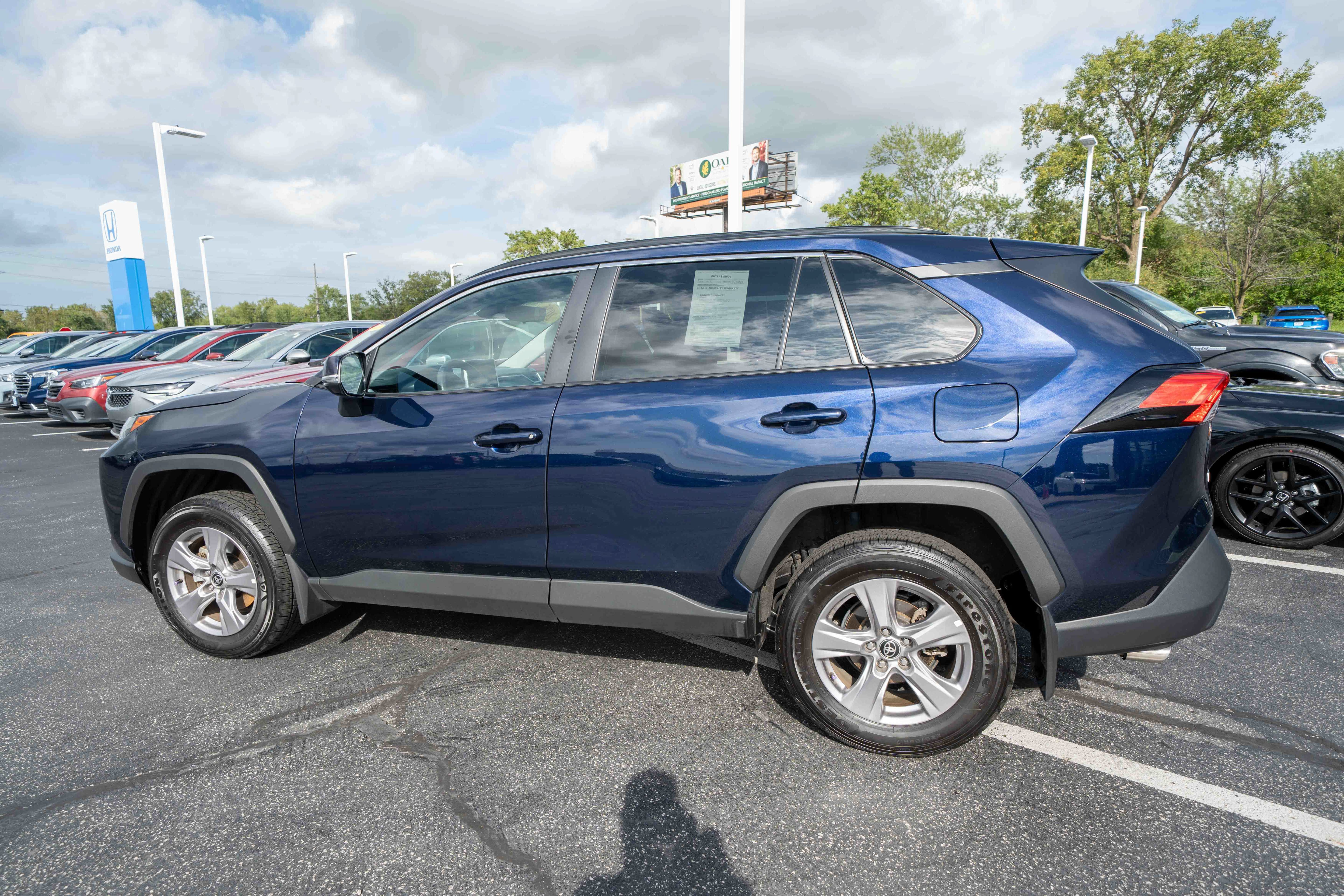 Used 2025 Toyota RAV4 XLE w/ Convenience Package AWD/4WD image 4