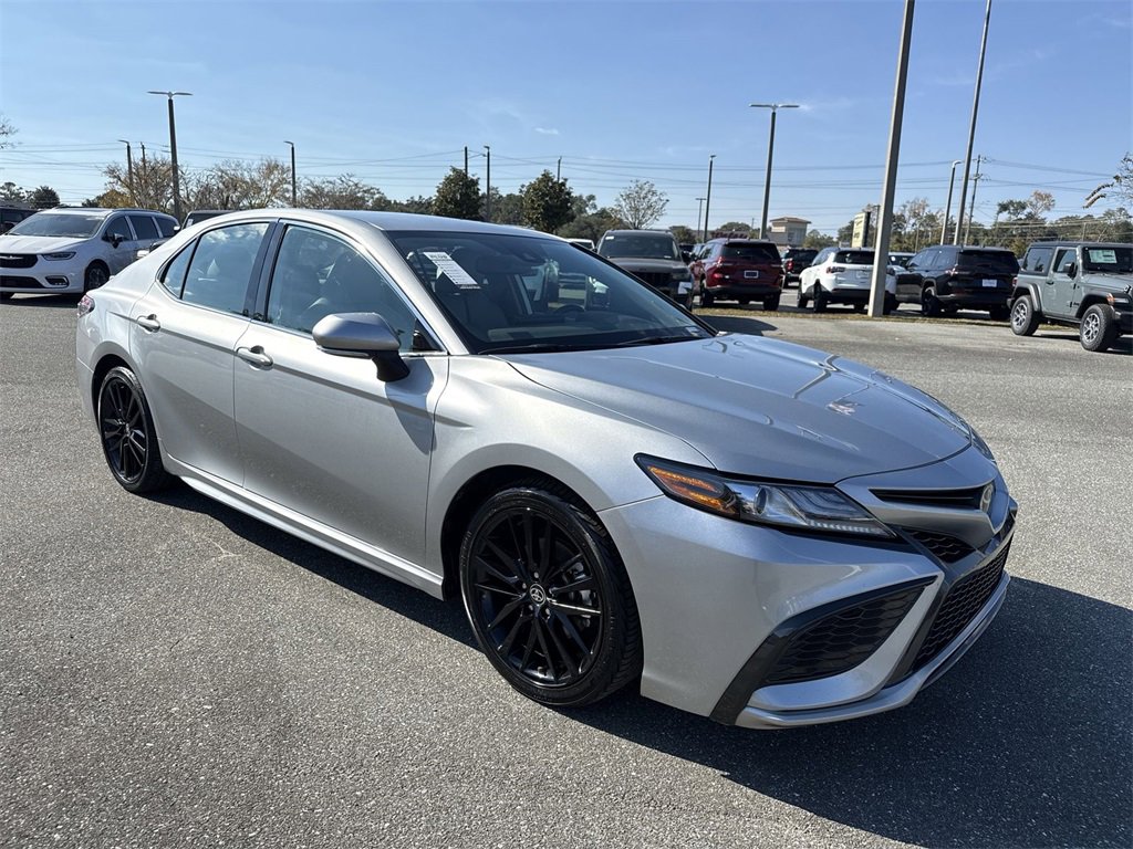 Used 2024 Toyota Camry XSE image 1