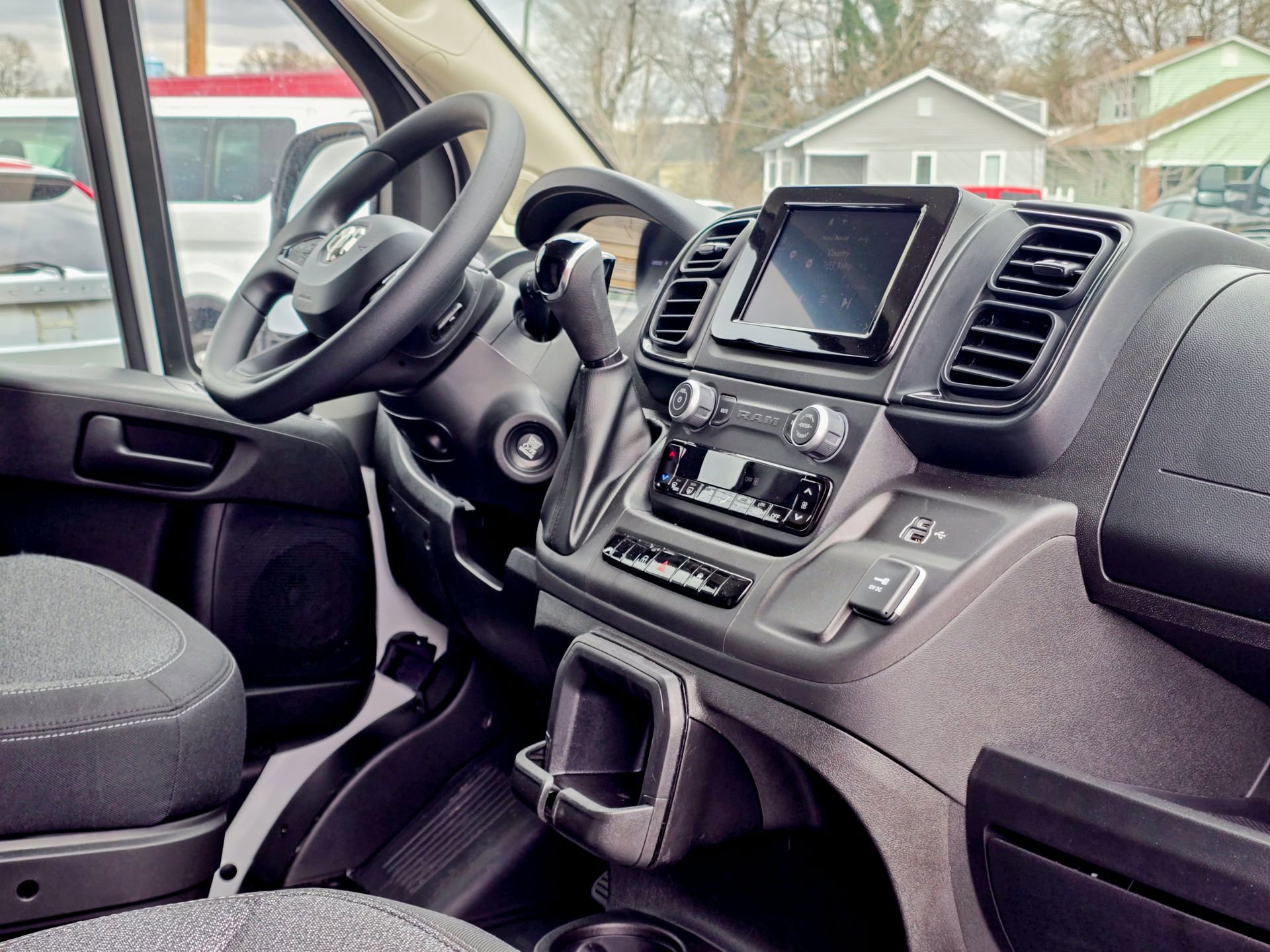 Used 2024 RAM ProMaster 3500 w/ Convenience Group image 18