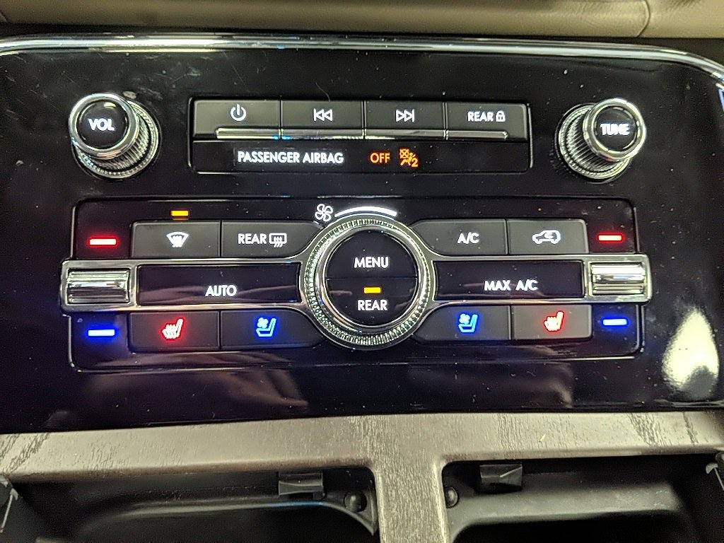 Certified 2024 Lincoln Navigator Premiere image 25