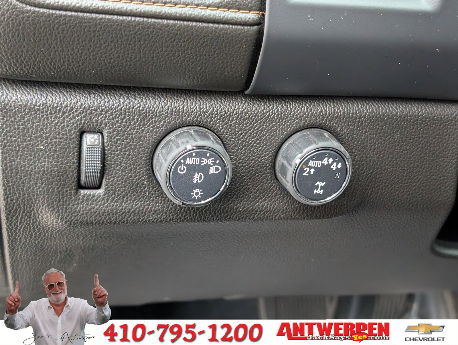 Used 2022 GMC Canyon AT4 w/ Trailering Package image 21