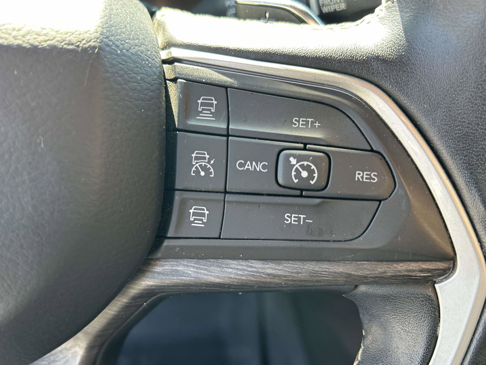 Used 2021 Jeep Grand Cherokee L Limited image 24