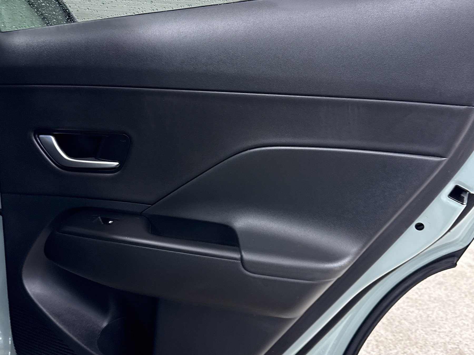 Used 2024 Hyundai Kona Limited image 19