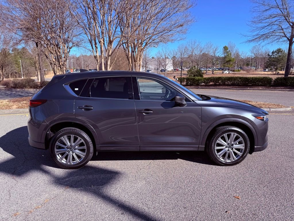 Used 2023 MAZDA CX-5 Signature image 17