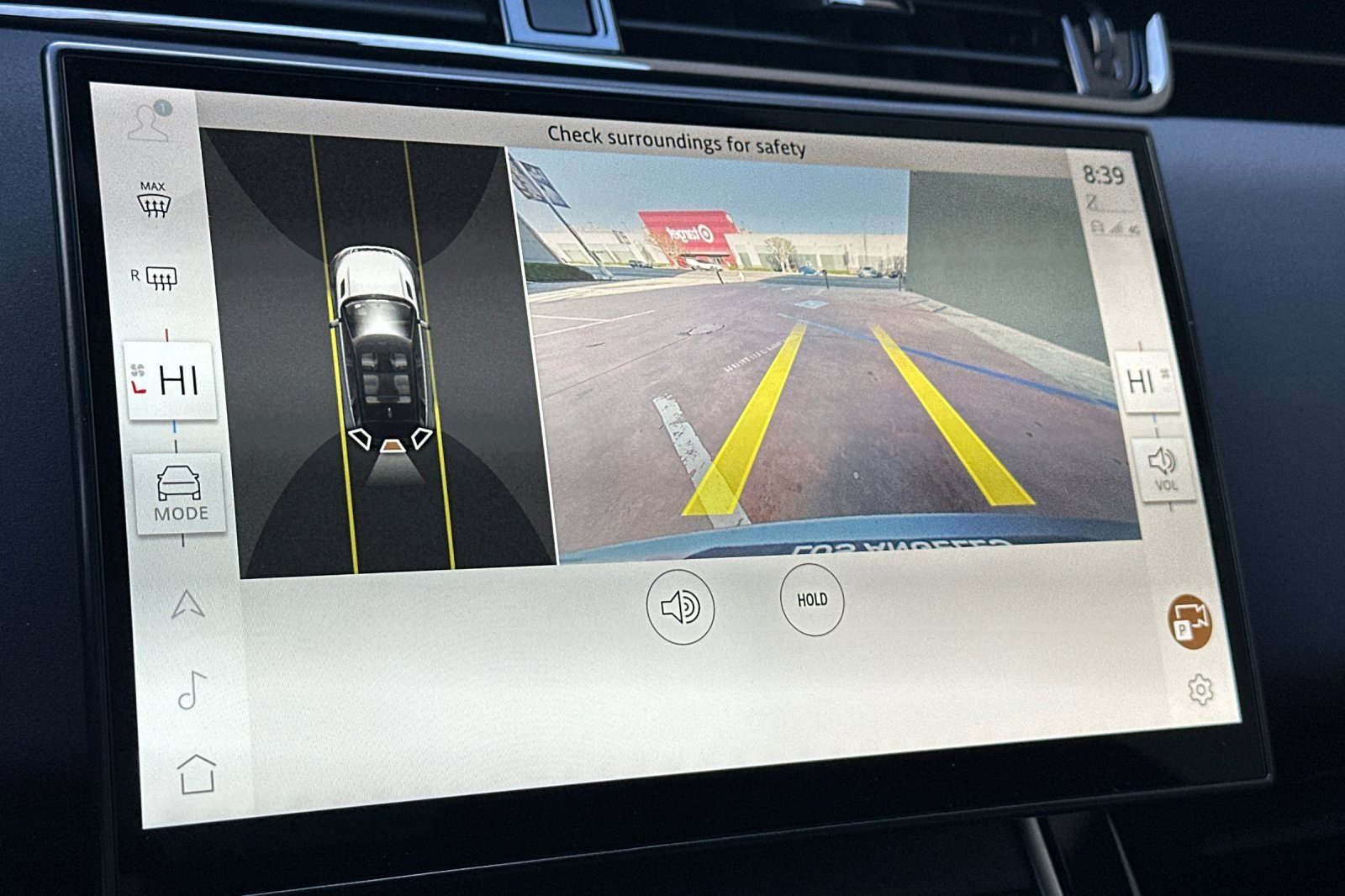 Certified 2024 Land Rover Range Rover Evoque Dynamic SE image 22