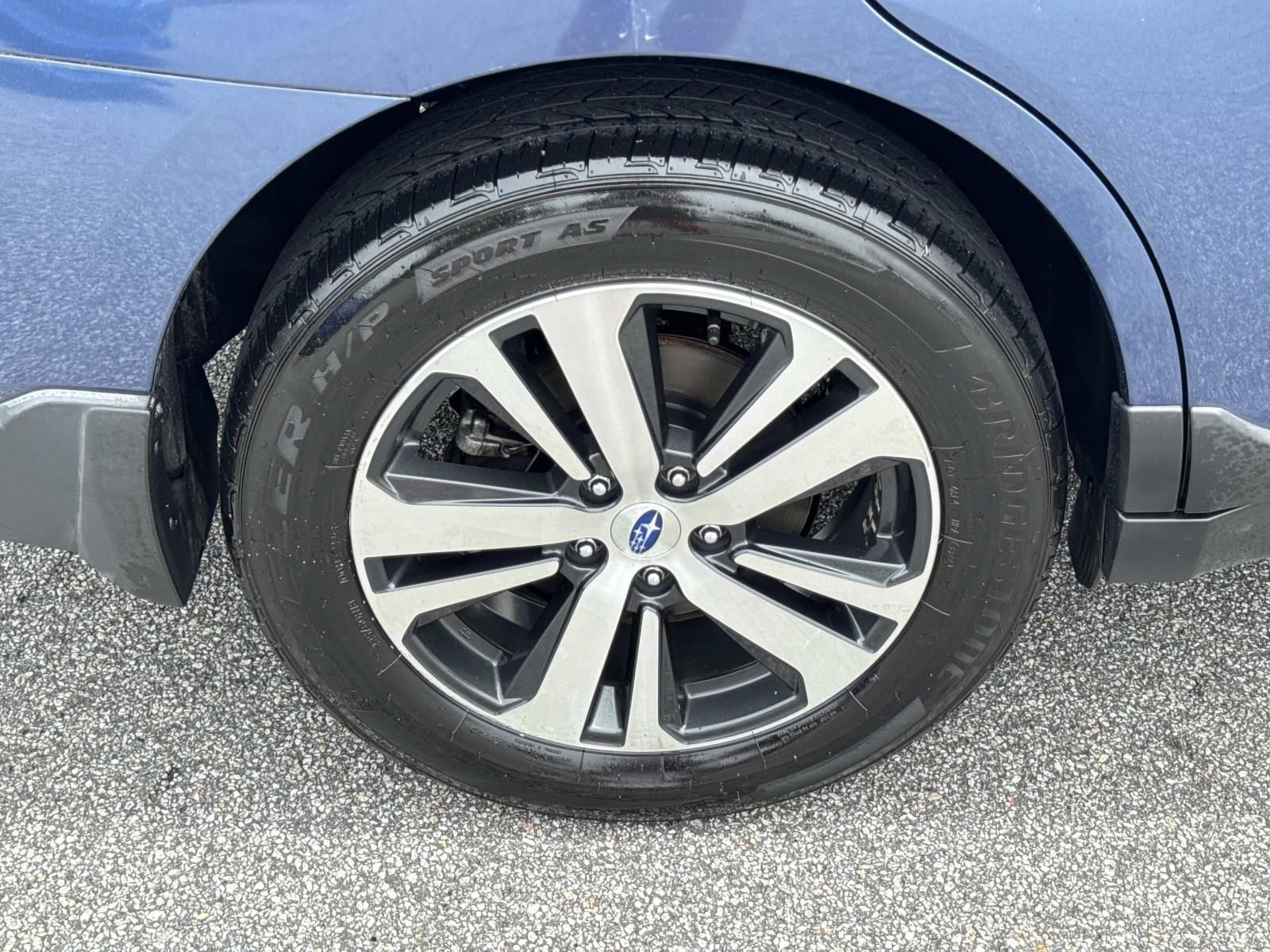 Used 2019 Subaru Outback 2.5i Limited AWD/4WD image 17