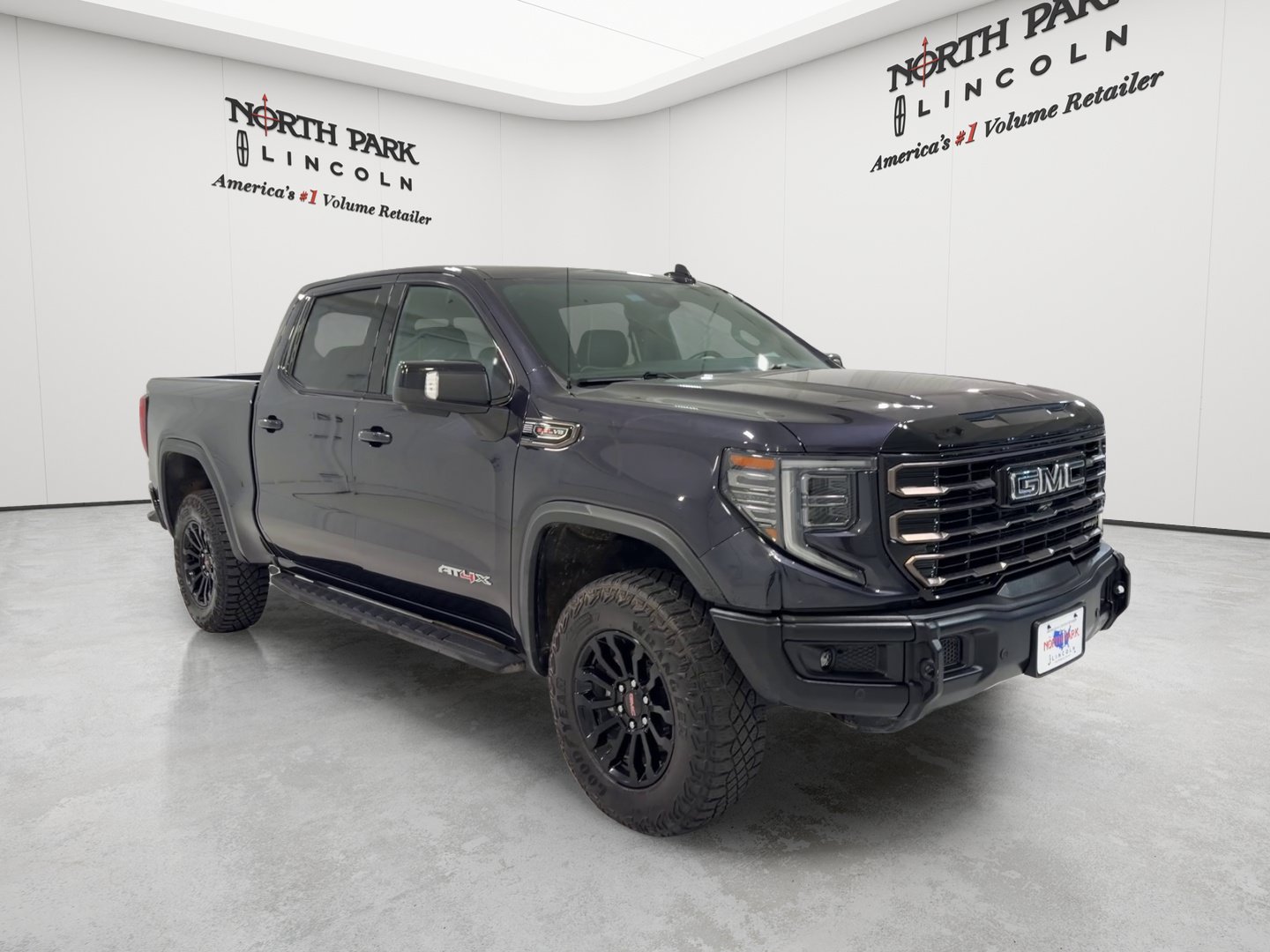 Used 2023 GMC Sierra 1500 AT4X AWD/4WD image 7