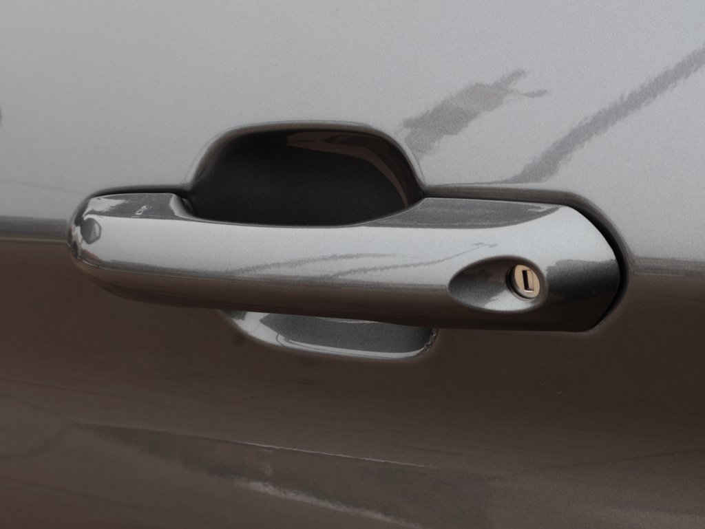 Used 2025 Ford Explorer ST w/ Sun And Sound Package image 24