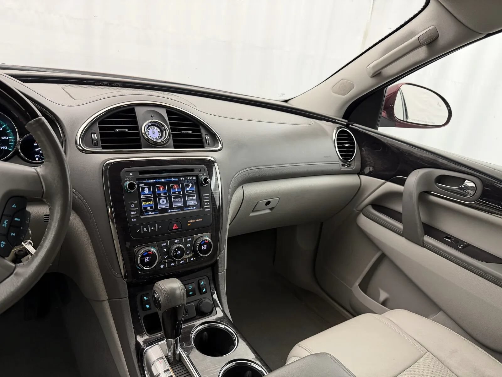 Used 2017 Buick Enclave Leather w/ Trailering Package AWD/4WD image 19