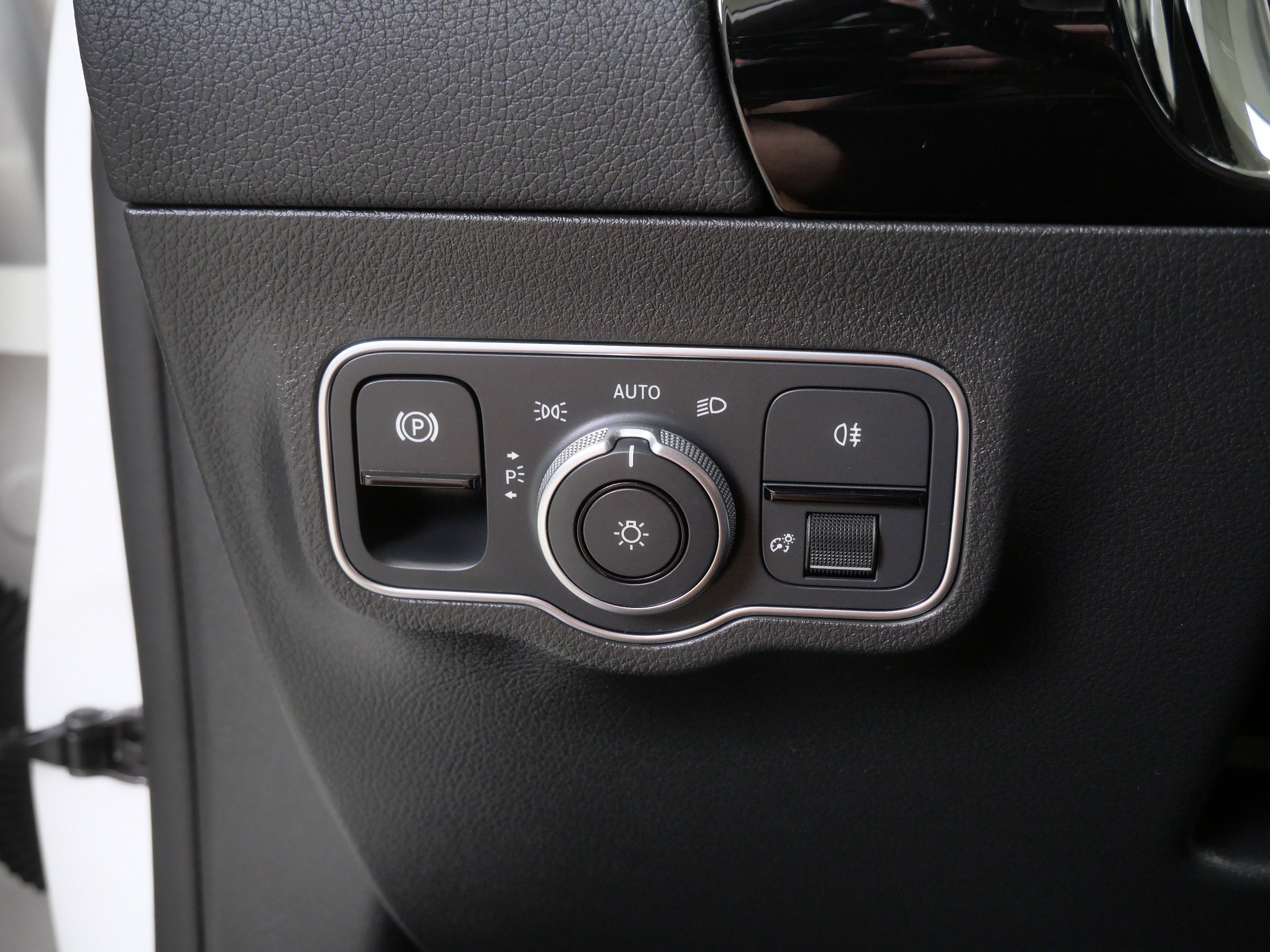 Certified 2023 Mercedes-Benz GLA 35 AMG 4MATIC image 16