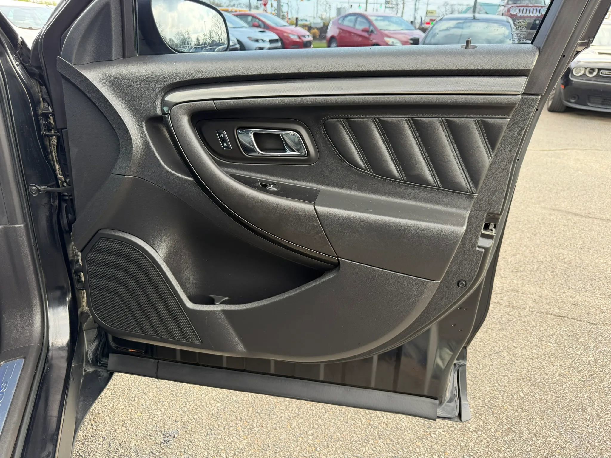 Used 2015 Ford Taurus SHO w/ Equipment Group 401A image 28